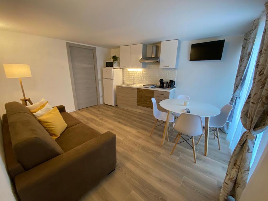 Casa Dell'Oca Lejlighed Pastrengo Eksteriør billede