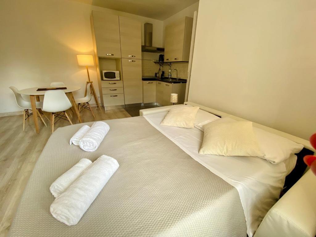 Casa Dell'Oca Lejlighed Pastrengo Eksteriør billede